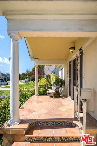 330 N Gower Street, Los Angeles, CA 90004