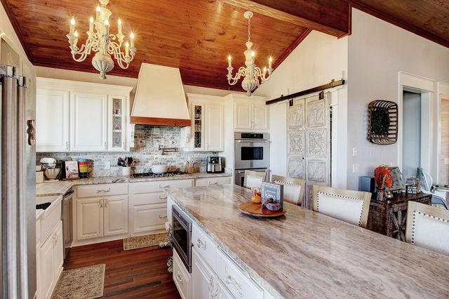 516 County Road 521, Headland, AL 36345