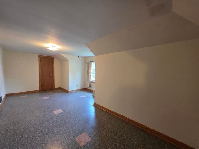 405 1st Avenue, Frederika, IA 50631
