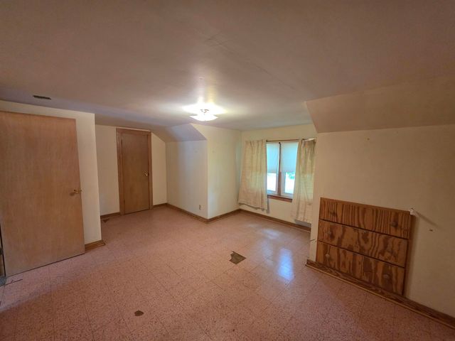405 1st Avenue, Frederika, IA 50631