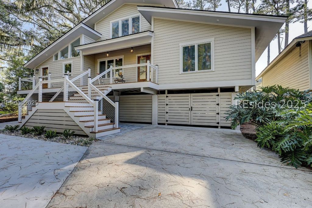 72 Lawton Rd, Hilton Head Island, SC 29928