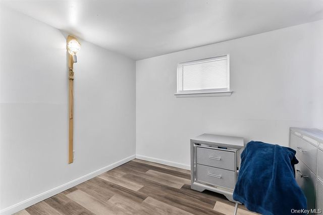 22 Hudson Place, Hempstead, NY 11550