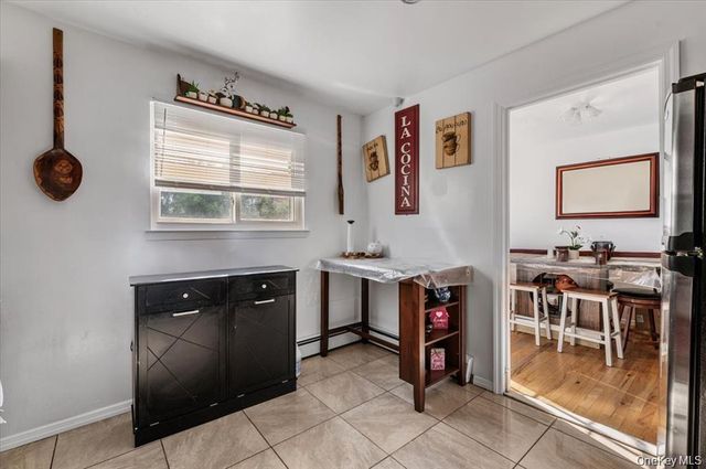 22 Hudson Place, Hempstead, NY 11550