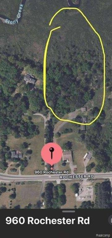 960 Rochester Road, Leonard, MI 48367