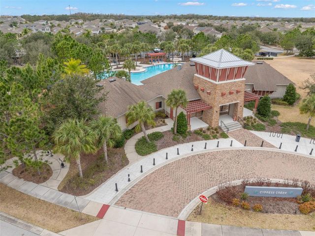 6708 HAZELNUT SPICE DRIVE, Sun City Center, FL 33573