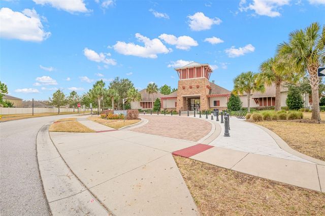 6708 HAZELNUT SPICE DRIVE, Sun City Center, FL 33573