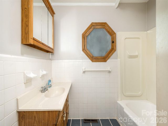 79 Edgewood Drive, Arden, NC 28704
