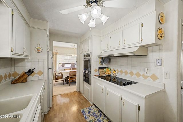 25427 S ILLINOIS Avenue, Sun Lakes, AZ 85248