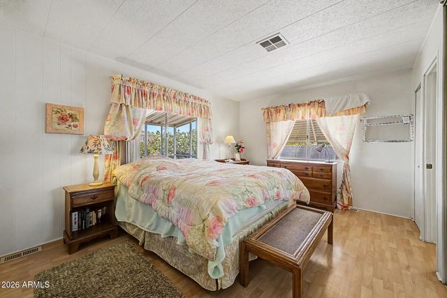 25427 S ILLINOIS Avenue, Sun Lakes, AZ 85248