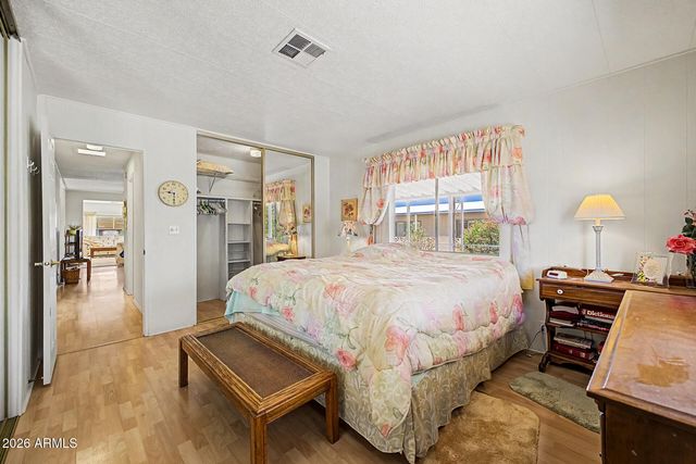 25427 S ILLINOIS Avenue, Sun Lakes, AZ 85248