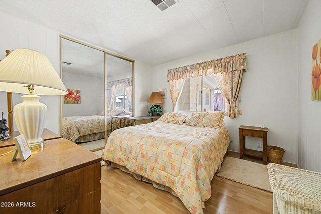 25427 S ILLINOIS Avenue, Sun Lakes, AZ 85248