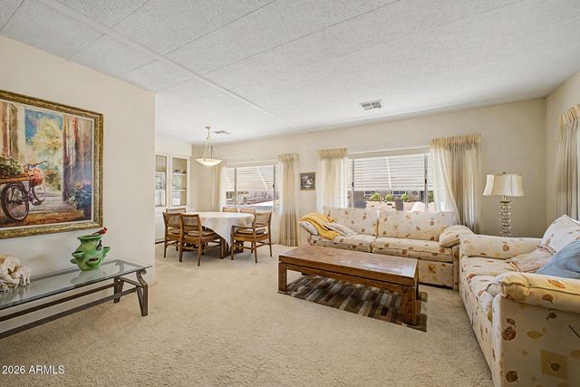 25427 S ILLINOIS Avenue, Sun Lakes, AZ 85248