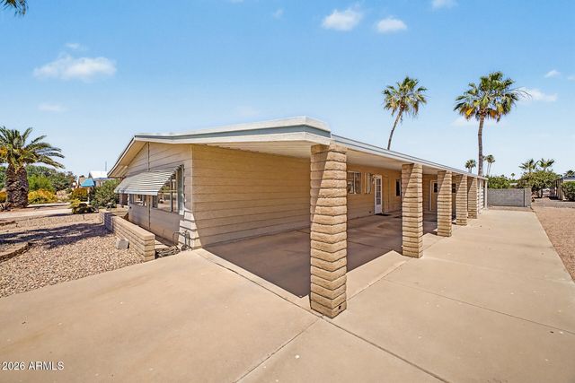 25427 S ILLINOIS Avenue, Sun Lakes, AZ 85248