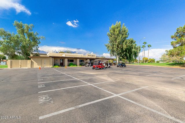25427 S ILLINOIS Avenue, Sun Lakes, AZ 85248
