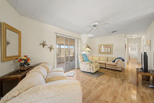 25427 S ILLINOIS Avenue, Sun Lakes, AZ 85248