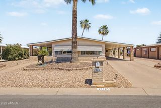 25427 S ILLINOIS Avenue, Sun Lakes, AZ 85248
