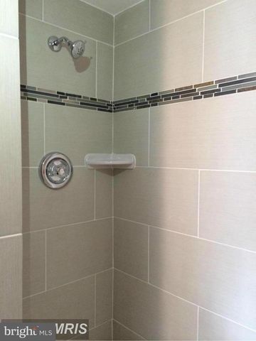 7203 TYLER AVE, Falls Church, VA 22042