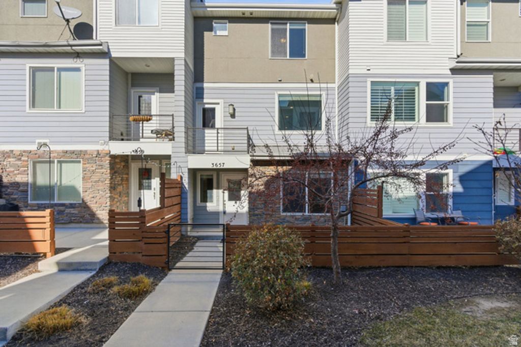 3657 W SUNRISE SKY LN, South Jordan, UT 84009 — exterior