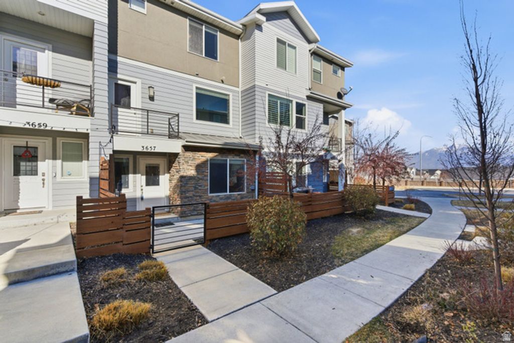 3657 W SUNRISE SKY LN, South Jordan, UT 84009 — photo 2