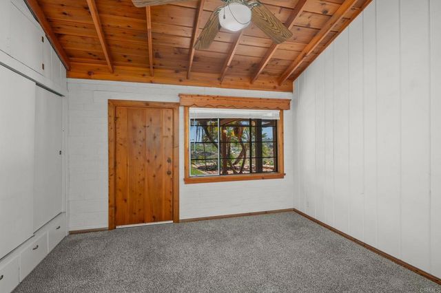 14038 San Pasqual Valley Road, Escondido, CA 92027
