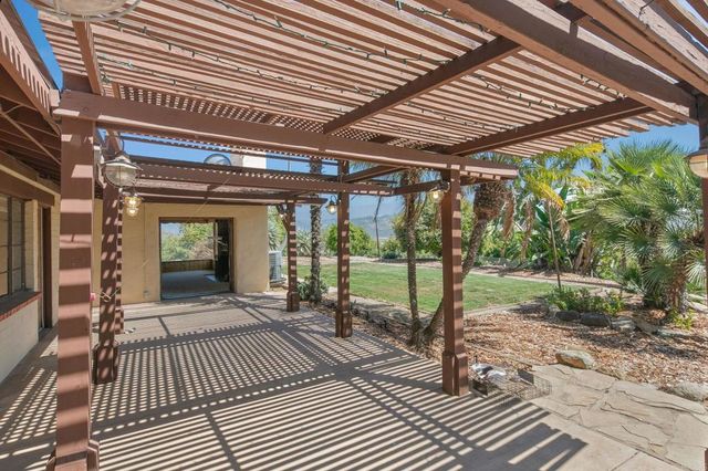 14038 San Pasqual Valley Road, Escondido, CA 92027
