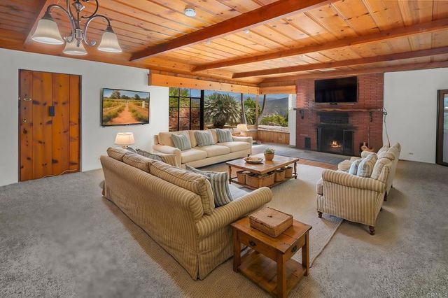 14038 San Pasqual Valley Road, Escondido, CA 92027