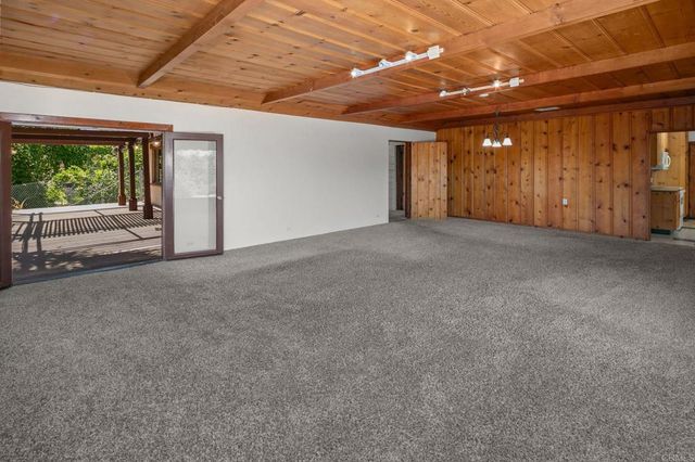 14038 San Pasqual Valley Road, Escondido, CA 92027