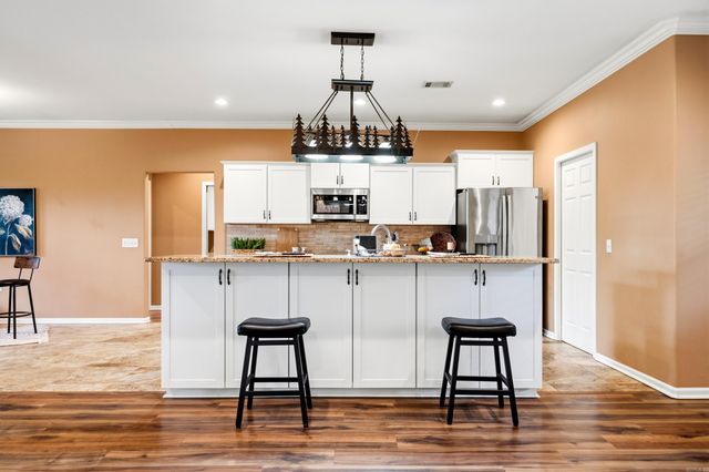 140 W. Hawkview Place, Royal, AR 71968