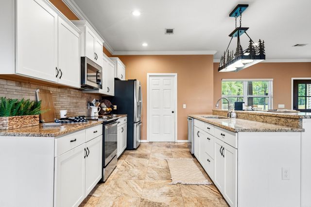 140 W. Hawkview Place, Royal, AR 71968