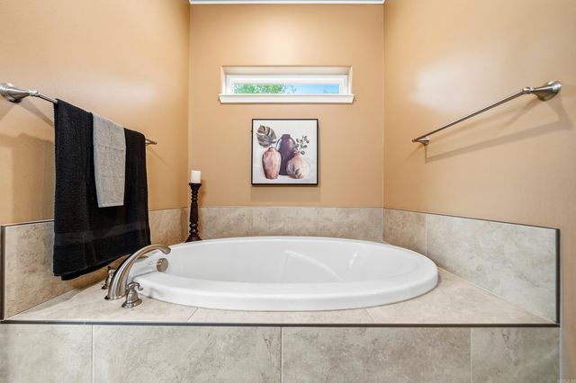 140 W. Hawkview Place, Royal, AR 71968