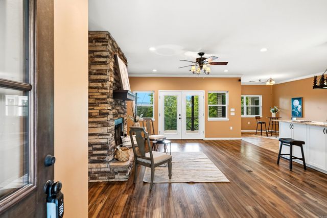 140 W. Hawkview Place, Royal, AR 71968