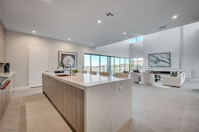 1458 Dragon Stone Place, Henderson, NV 89012