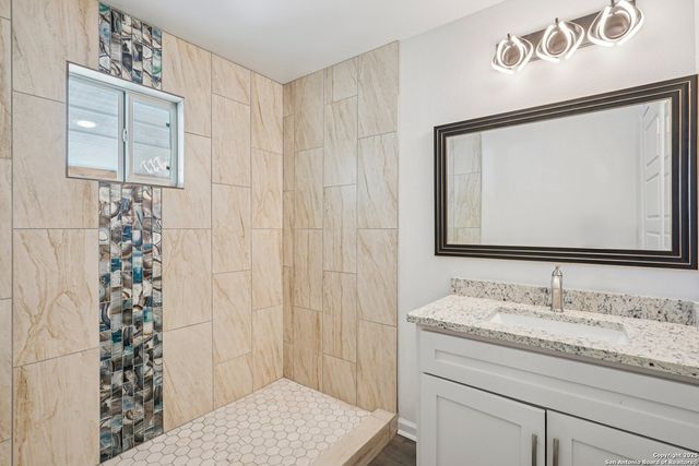 943 San Eduardo, San Antonio, TX 78237