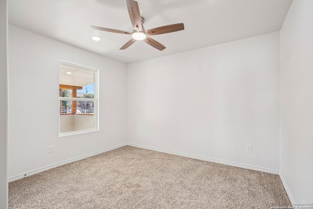 943 San Eduardo, San Antonio, TX 78237