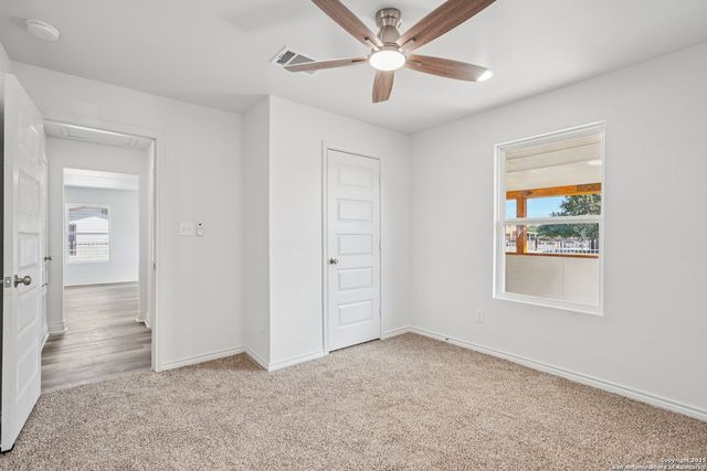 943 San Eduardo, San Antonio, TX 78237