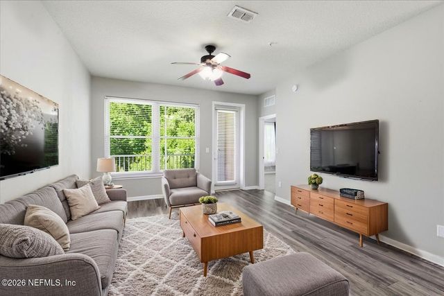 13364 BEACH Boulevard 624, Jacksonville, FL 32224