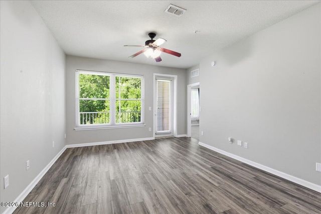 13364 BEACH Boulevard 624, Jacksonville, FL 32224