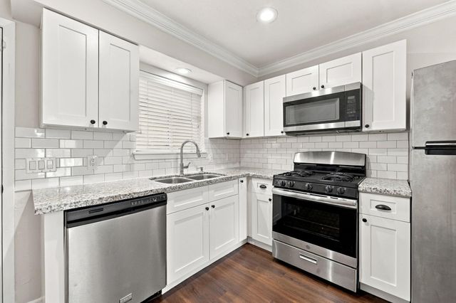 1016 Tri Oaks Lane 51, Houston, TX 77043