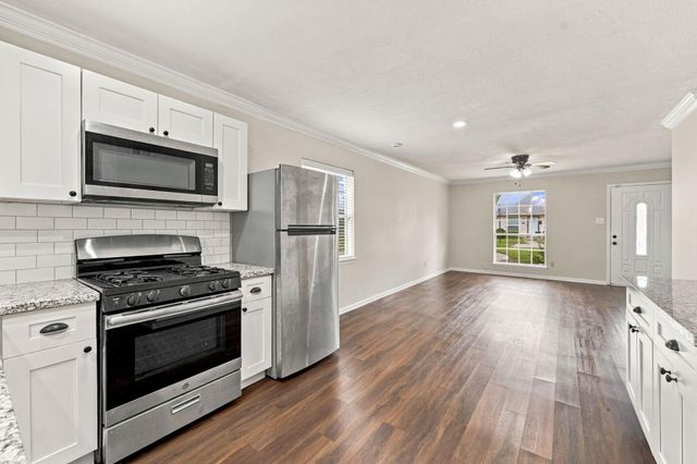 1016 Tri Oaks Lane 51, Houston, TX 77043