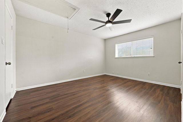 1016 Tri Oaks Lane 51, Houston, TX 77043