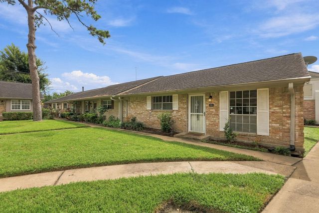 1016 Tri Oaks Lane 51, Houston, TX 77043