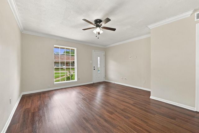 1016 Tri Oaks Lane 51, Houston, TX 77043