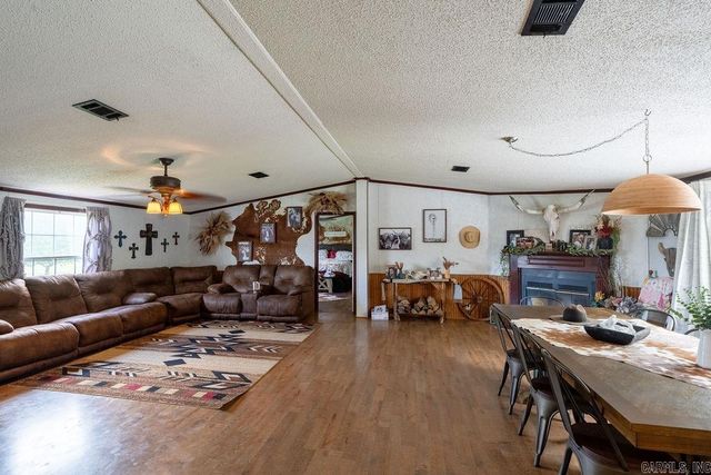 137 Reid Rd, Rose Bud, AR 72137