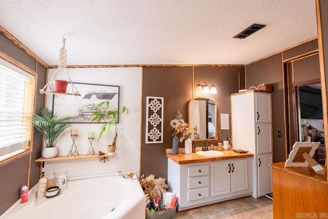 137 Reid Rd, Rose Bud, AR 72137