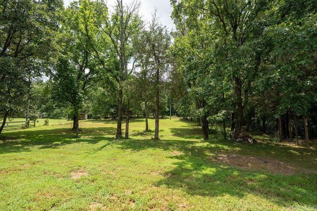 137 Reid Rd, Rose Bud, AR 72137