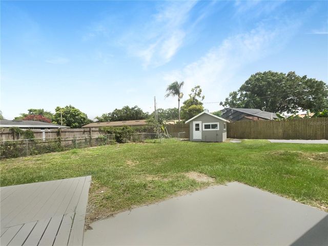 1215 MERLYN STREET, Lakeland, FL 33813