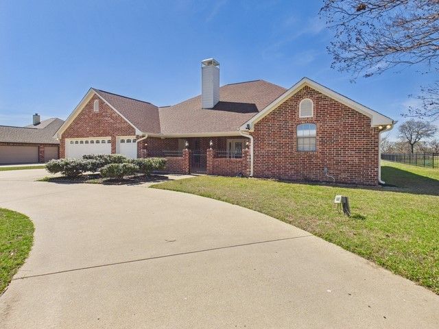 17778 Country Club Dr., Kemp, TX 75143