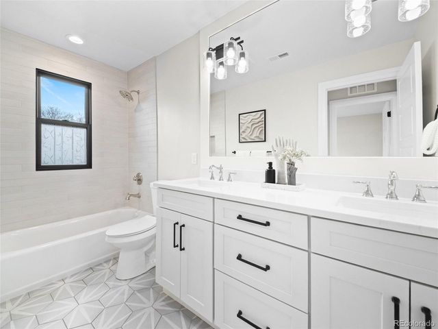 435 N Washington St, Denver, CO 80203