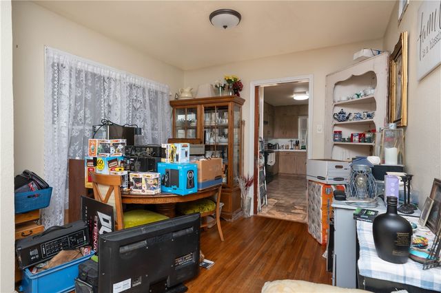 1337 Ray Dr, Corpus Christi, TX 78411