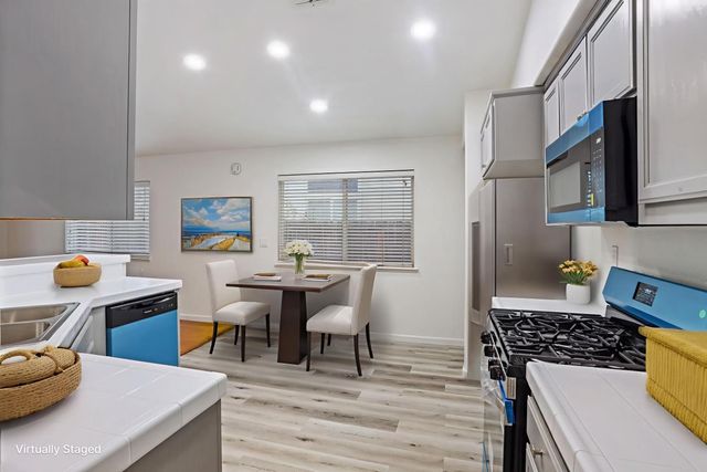 5032 Moorcroft Cir, Stockton, CA 95206